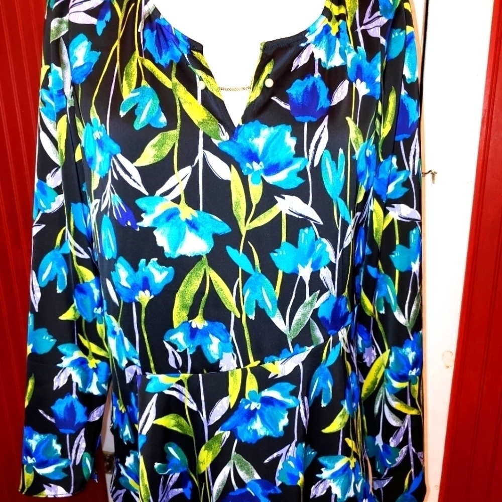 NWT Limited Floral Satin Blouse S
